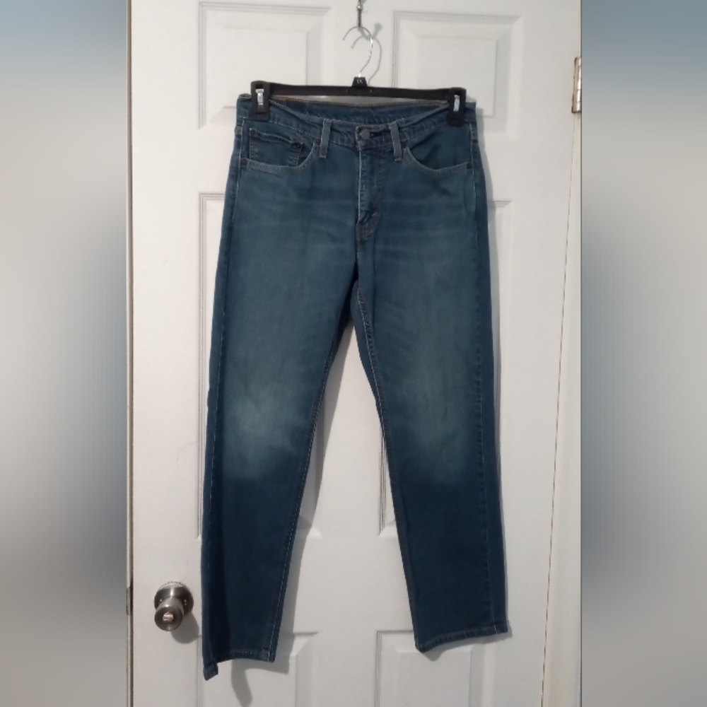 Classic Slim-Straight Jeans in Mid Blue